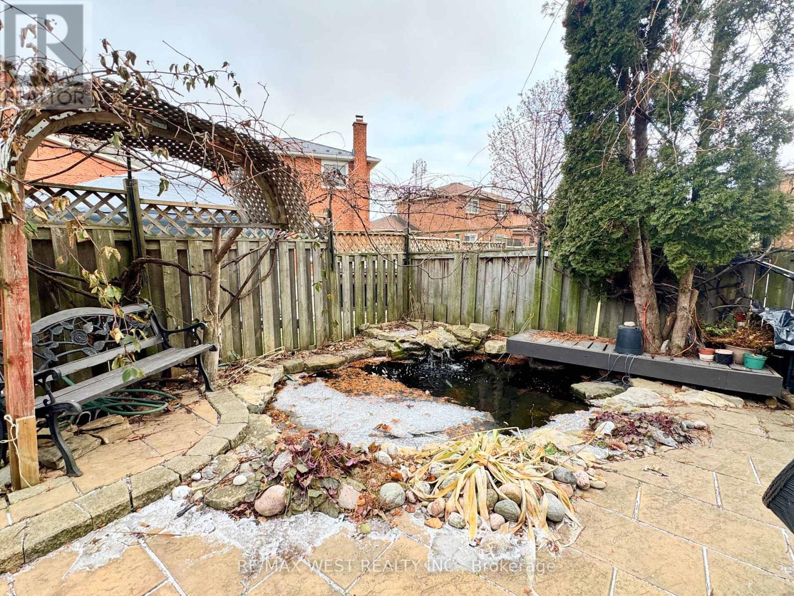 482 Laurentian Avenue, Mississauga, Ontario  L4Z 2K4 - Photo 39 - W12692464