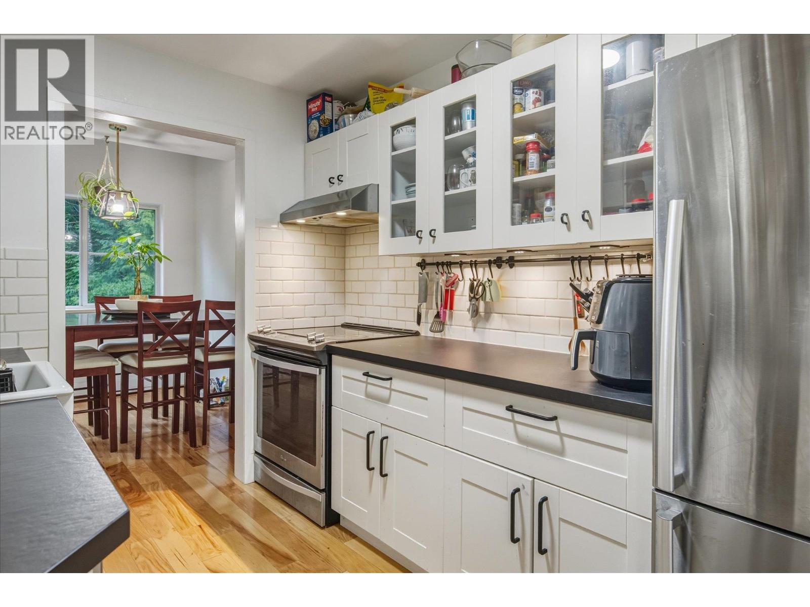 2 38247 Westway Avenue, Squamish, British Columbia  V8B 0L6 - Photo 11 - R3079138