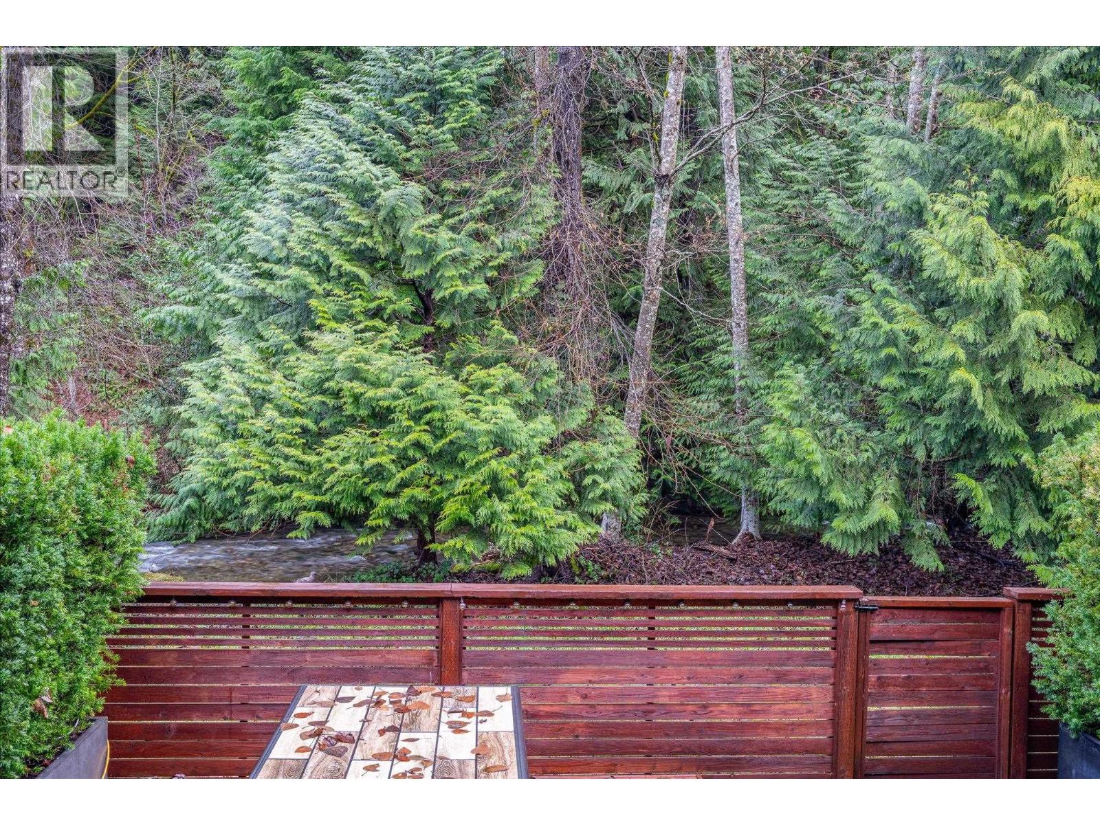 2 38247 Westway Avenue, Squamish, British Columbia  V8B 0L6 - Photo 2 - R3079138