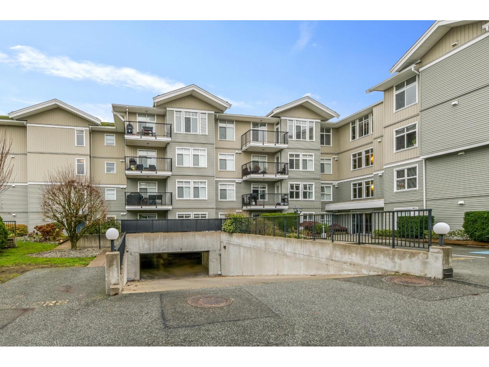 310 33255 Old Yale Road, Abbotsford, British Columbia  V2S 8R2 - Photo 1 - R3073971