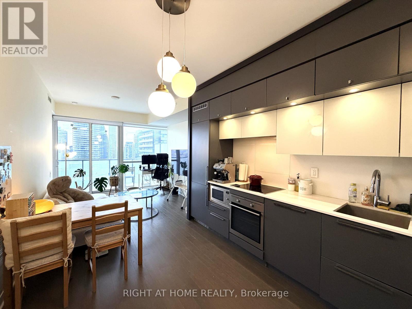 3206 - 15 GRENVILLE STREET, Toronto, Ontario