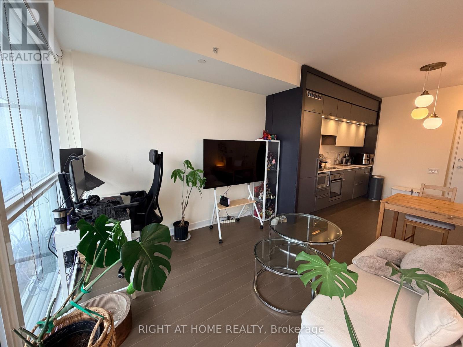 3206 - 15 Grenville Street, Toronto, Ontario  M4Y 0B9 - Photo 12 - C12693088