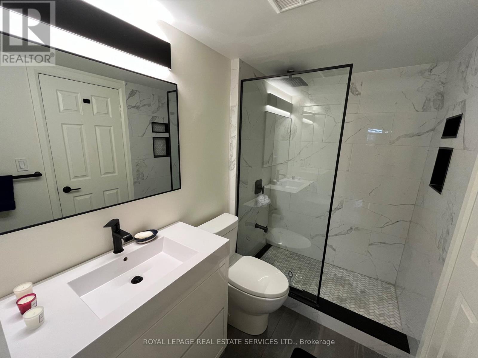 85 - 208 Niagara Street, Toronto, Ontario  M6J 3W5 - Photo 11 - C12693092