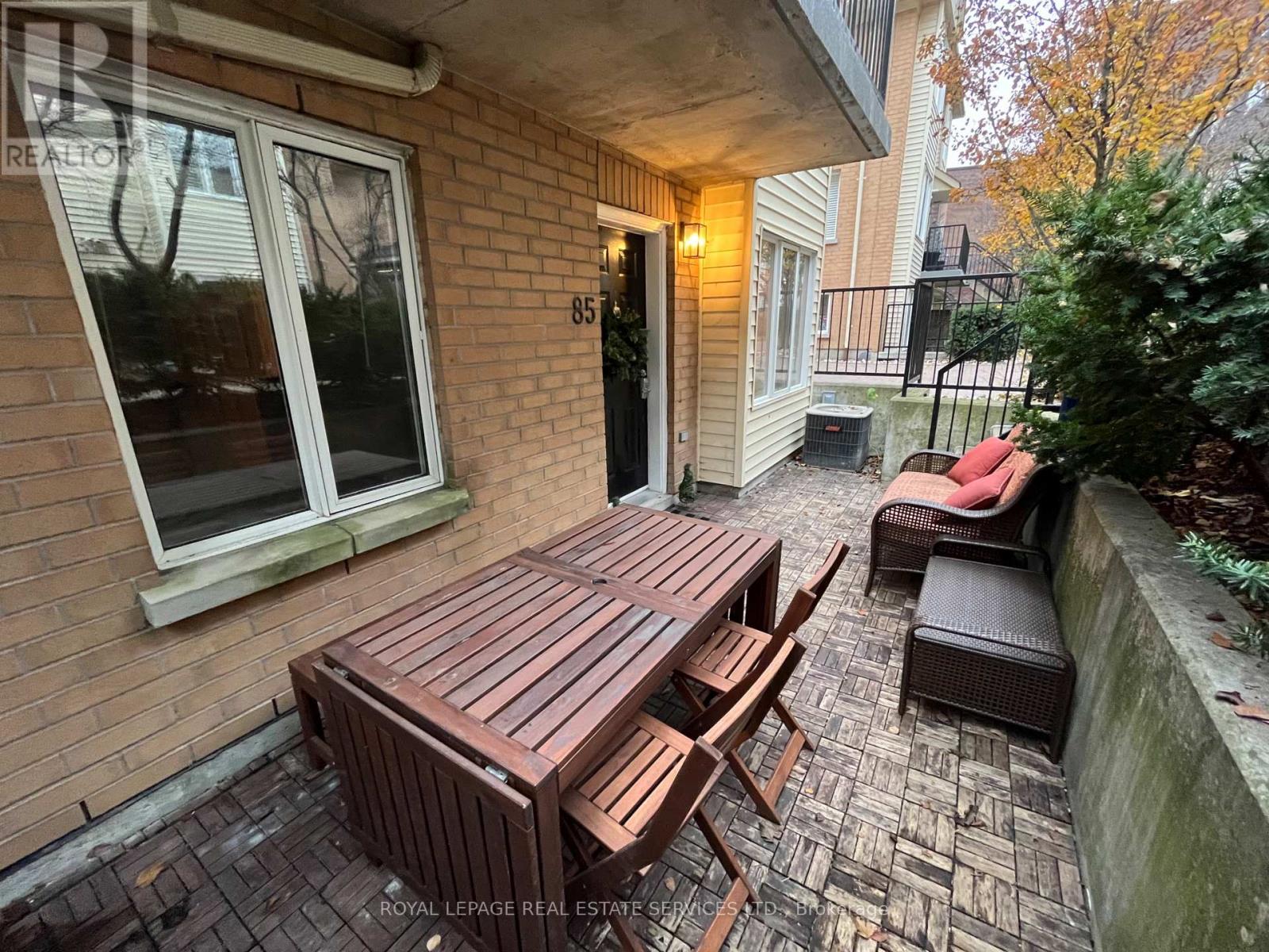 85 - 208 Niagara Street, Toronto, Ontario  M6J 3W5 - Photo 4 - C12693092