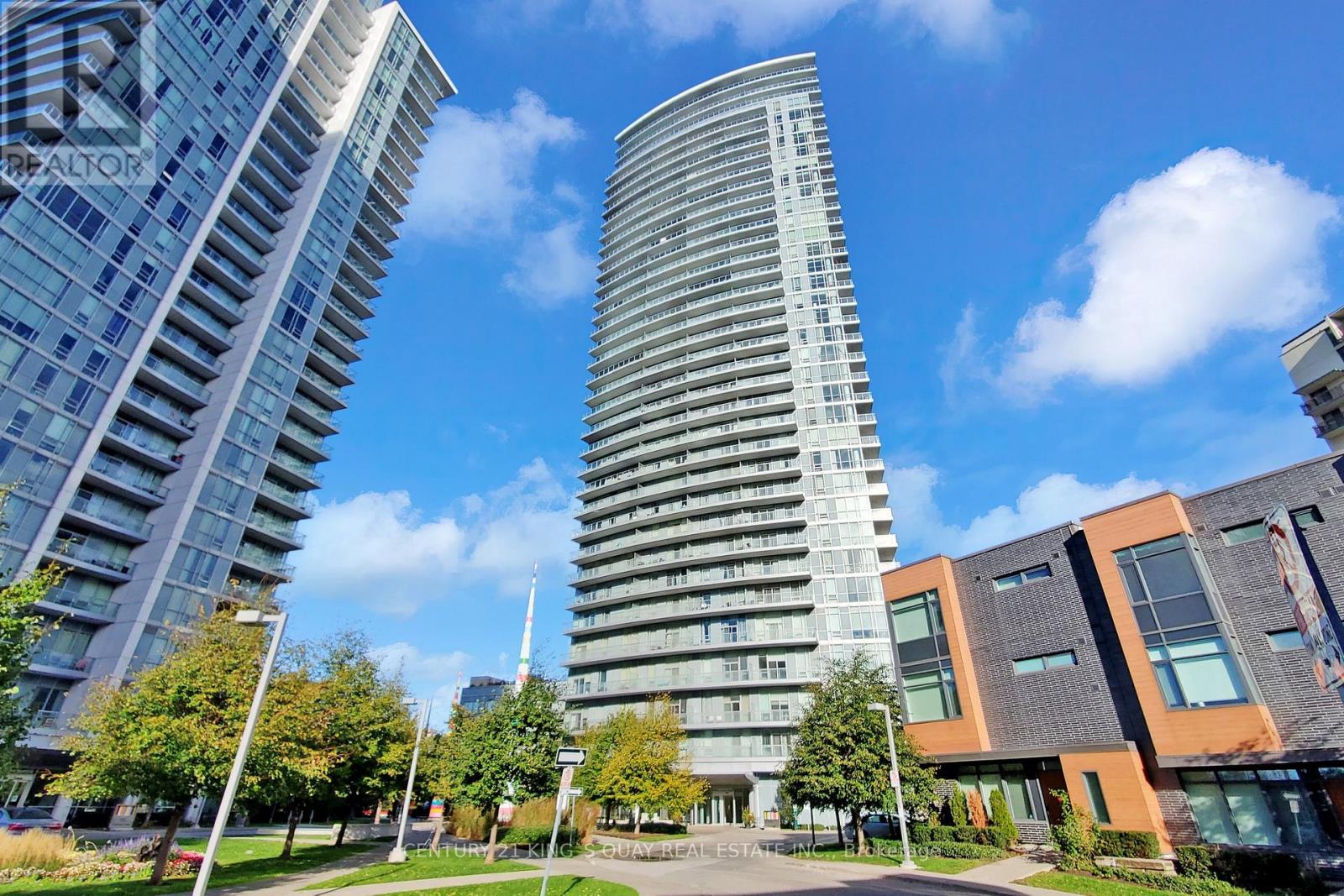 707 - 70 Forest Manor Road, Toronto, Ontario  M2J 0A9 - Photo 5 - C12693096