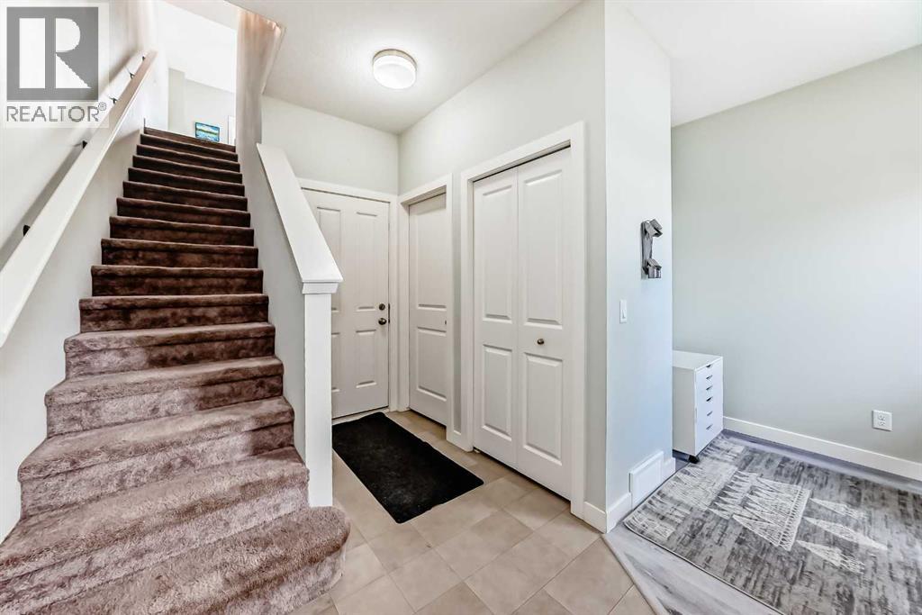 2306 Jumping Pound Common, Cochrane, Alberta  T4C 2L1 - Photo 5 - A2278821