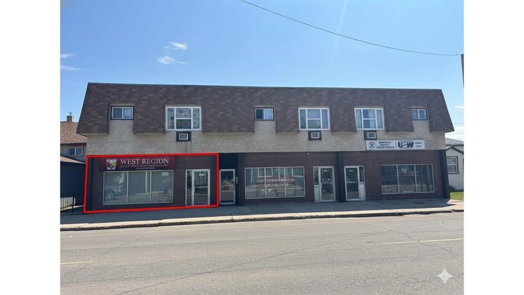 727 10th Street, Brandon, Manitoba