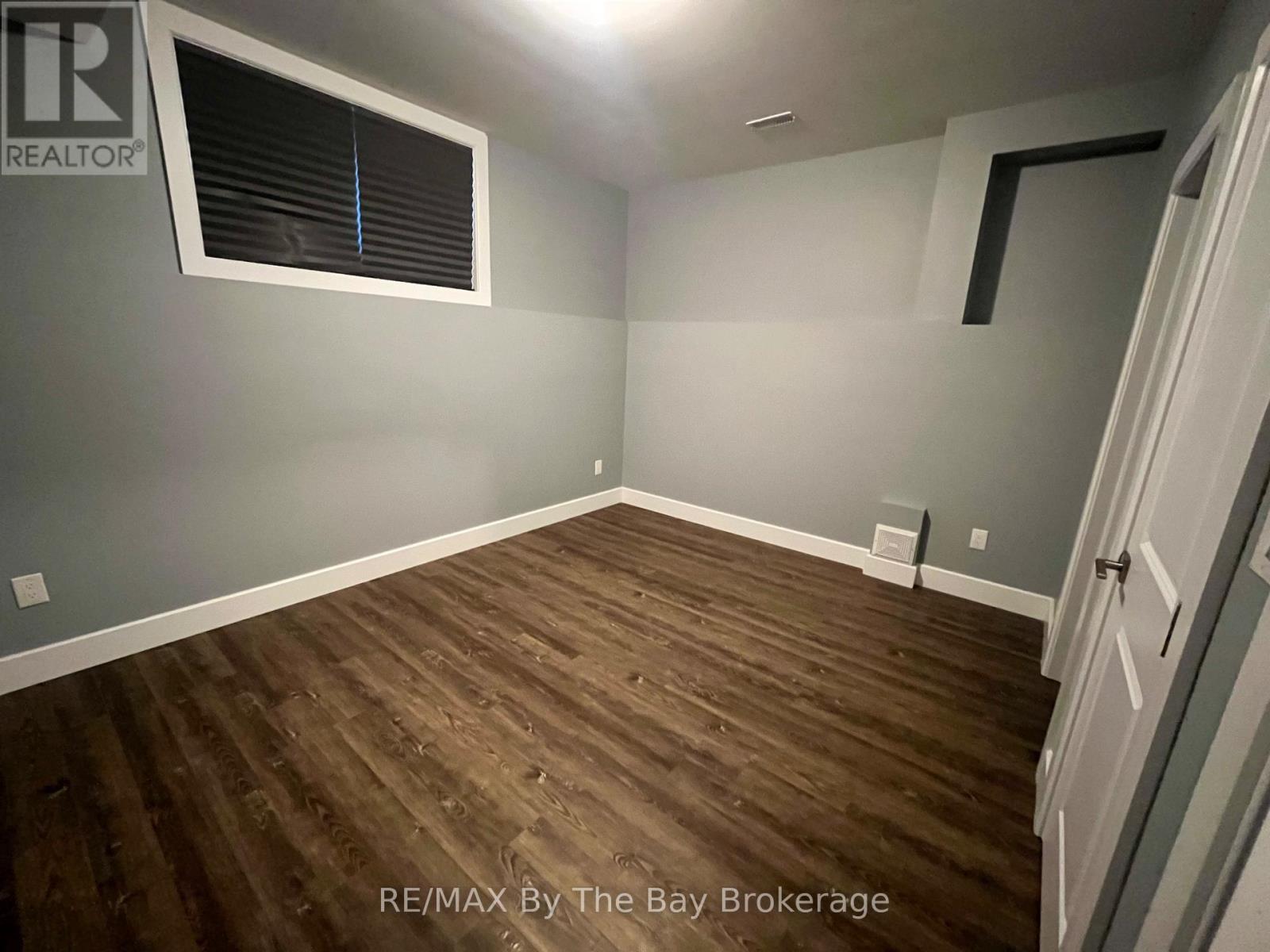 Bsmt - 3148 Mosley Street, Wasaga Beach, Ontario  L9Z 1V6 - Photo 15 - S12450454