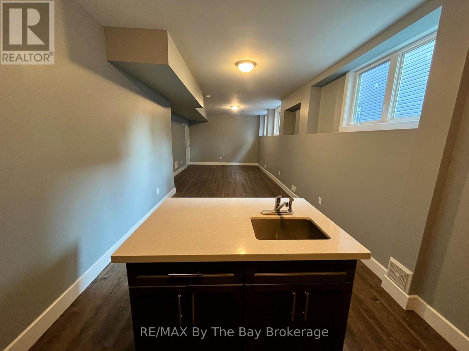 Bsmt - 3148 Mosley Street, Wasaga Beach, Ontario  L9Z 1V6 - Photo 7 - S12450454