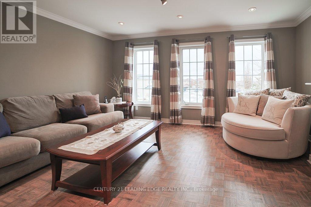 130 Solway Avenue, Vaughan, Ontario  L6A 2X2 - Photo 16 - N12693048