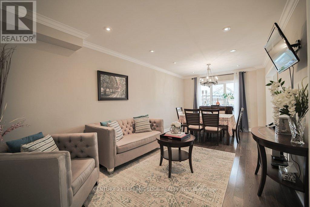 130 Solway Avenue, Vaughan, Ontario  L6A 2X2 - Photo 8 - N12693048