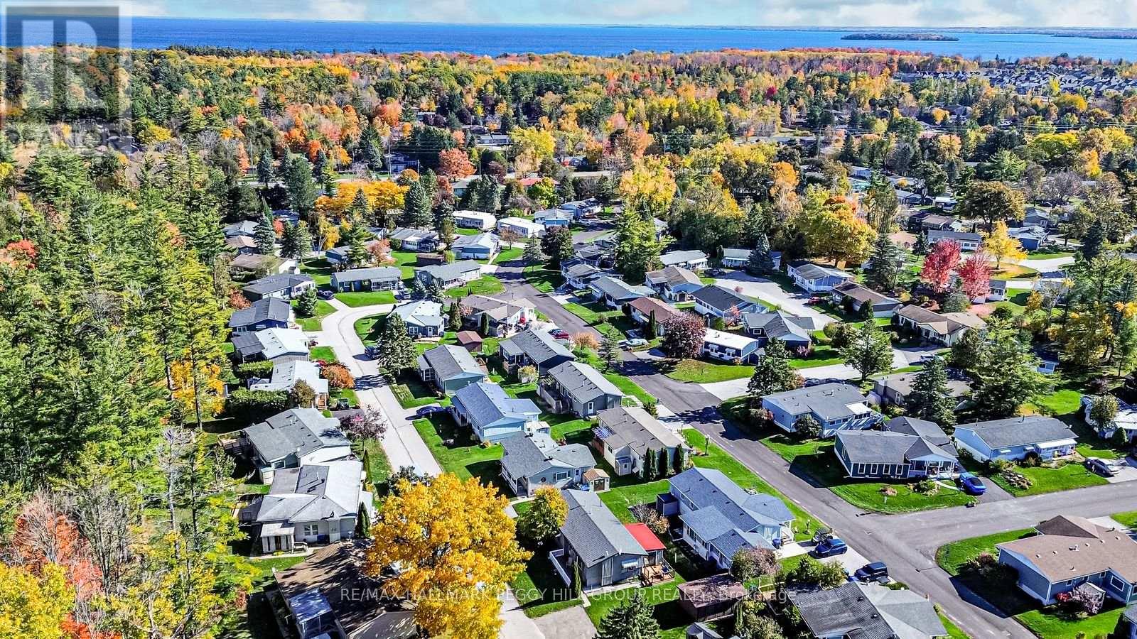 15 Riverview Circle, Innisfil, Ontario  L9S 1M3 - Photo 2 - N12693066