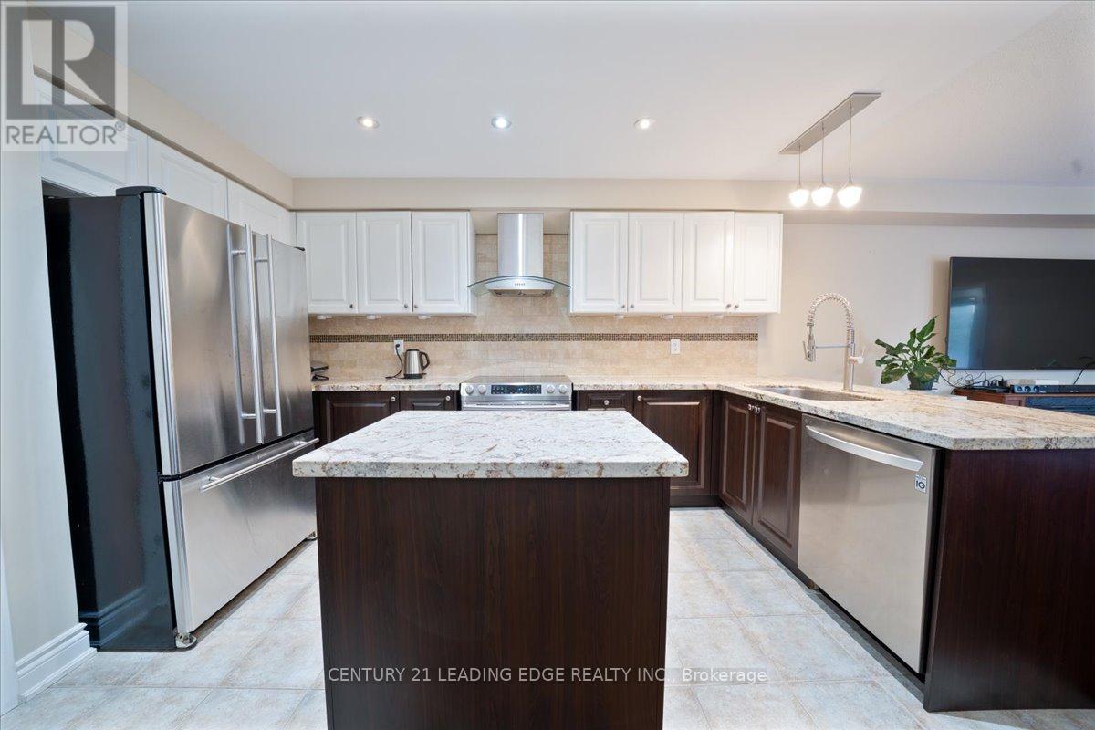 15 Coranto Way, Vaughan, Ontario  L4H 3L8 - Photo 11 - N12693090