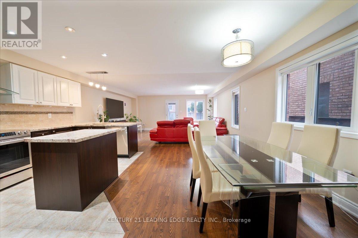 15 Coranto Way, Vaughan, Ontario  L4H 3L8 - Photo 13 - N12693090