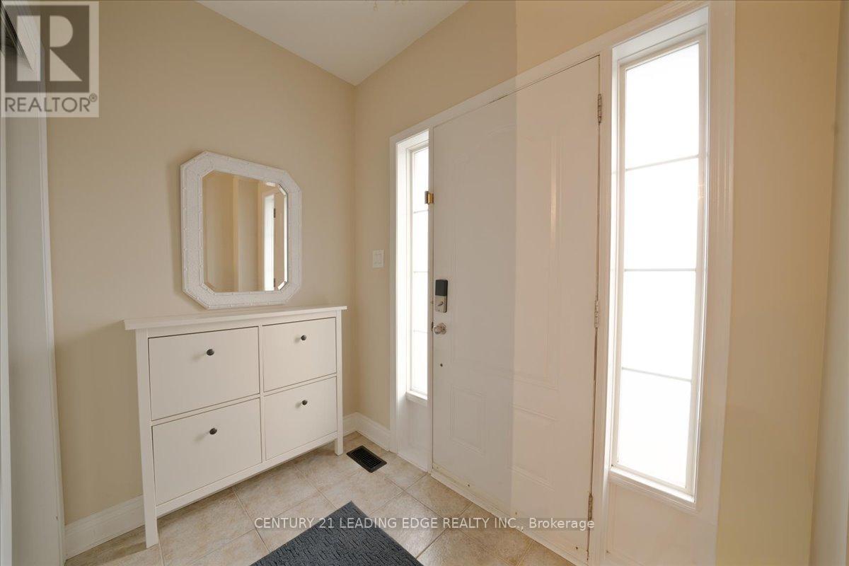 15 Coranto Way, Vaughan, Ontario  L4H 3L8 - Photo 3 - N12693090