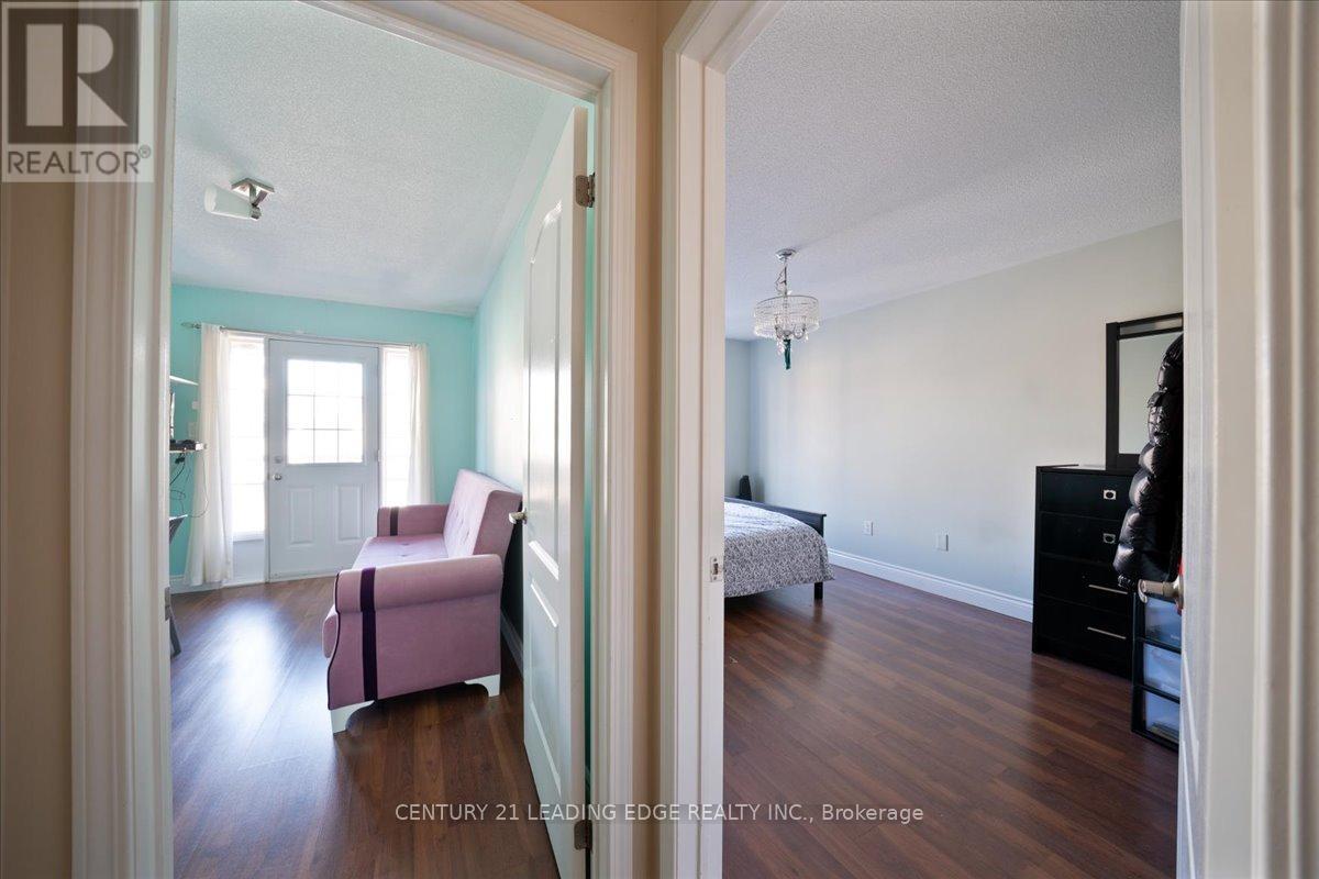 15 Coranto Way, Vaughan, Ontario  L4H 3L8 - Photo 33 - N12693090