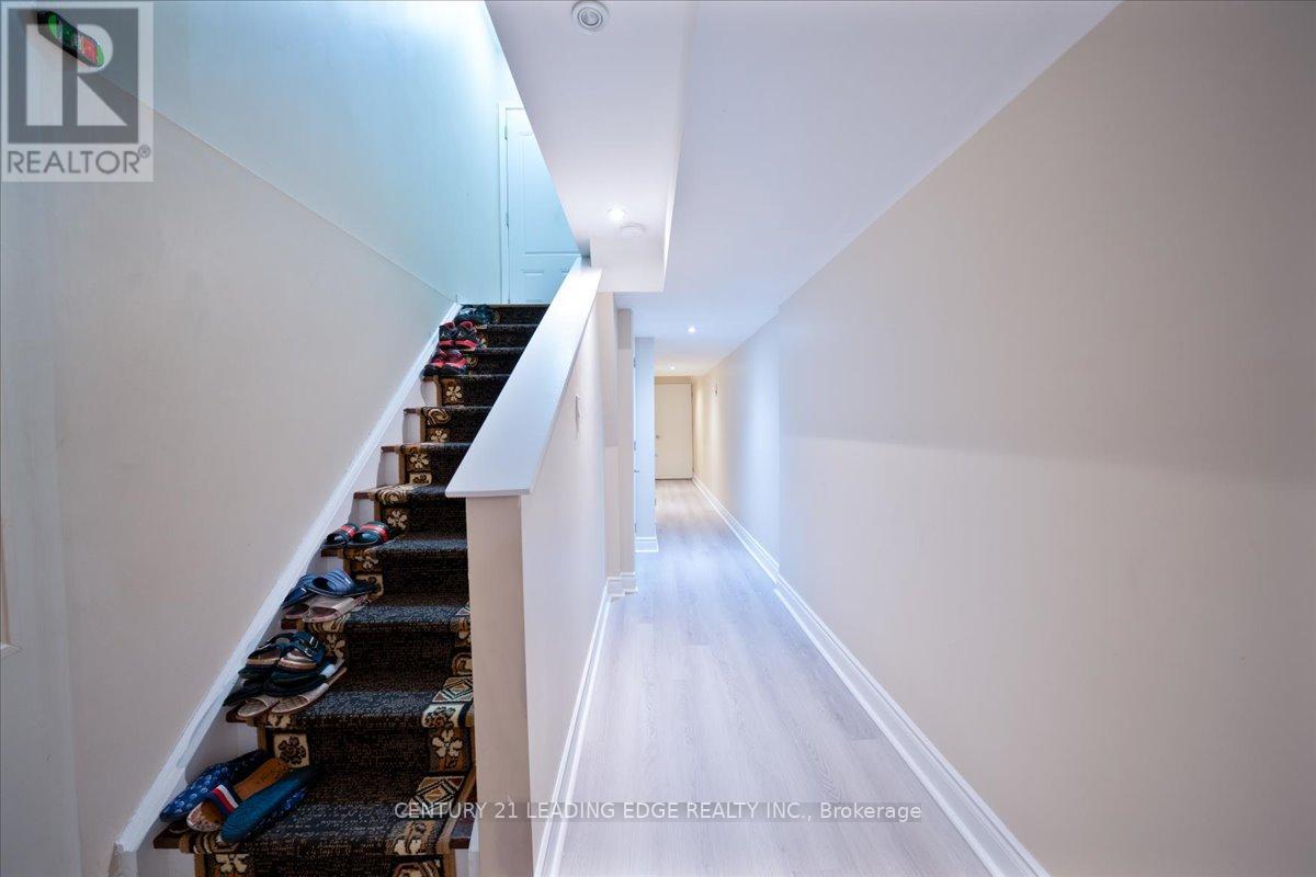 15 Coranto Way, Vaughan, Ontario  L4H 3L8 - Photo 44 - N12693090