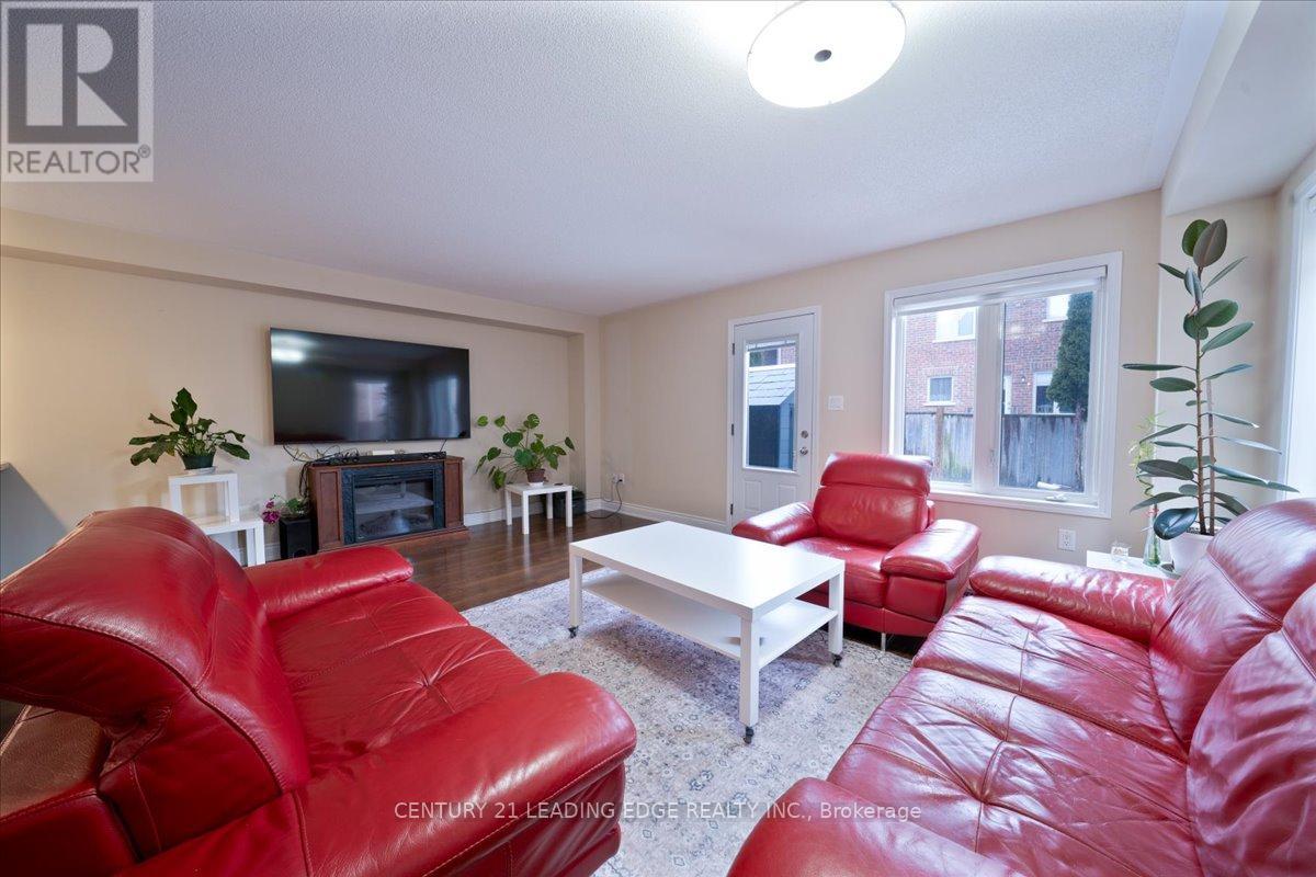 15 Coranto Way, Vaughan, Ontario  L4H 3L8 - Photo 6 - N12693090
