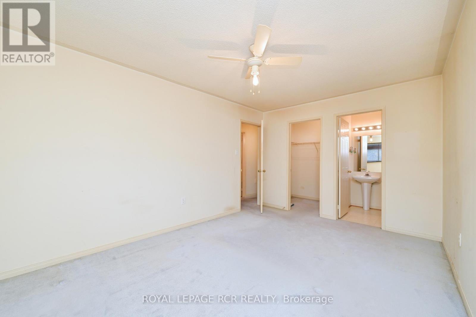 10 Lawton Court, Orangeville, Ontario  L9W 4X4 - Photo 13 - W12693044