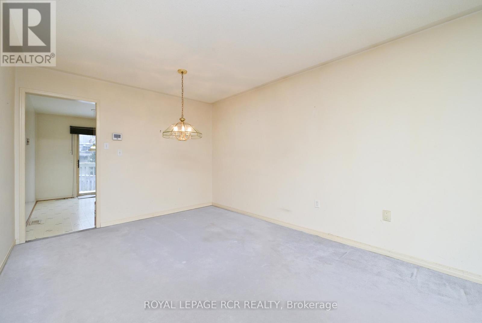 10 Lawton Court, Orangeville, Ontario  L9W 4X4 - Photo 9 - W12693044