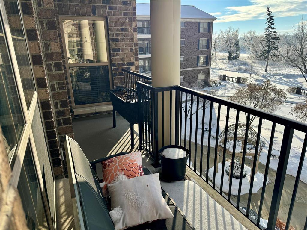 318 40 Dunkirk Drive, Winnipeg, Manitoba  R2M 1R4 - Photo 2 - 202600818