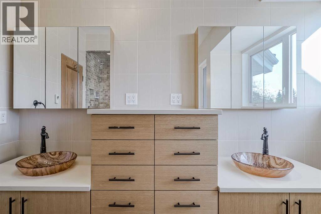 127 Canterbury Court Sw, Calgary, Alberta  T2W 6C1 - Photo 24 - A2269104