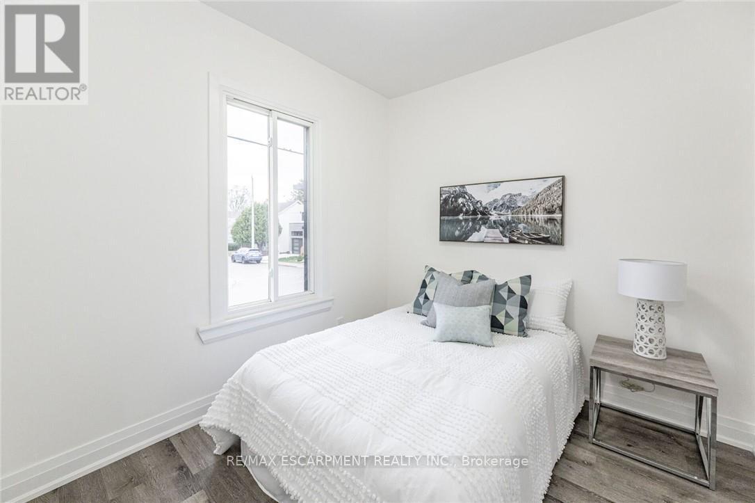 A - 476 Ferguson Avenue N, Hamilton (North End), Ontario  L8L 4Z2 - Photo 13 - X12693036