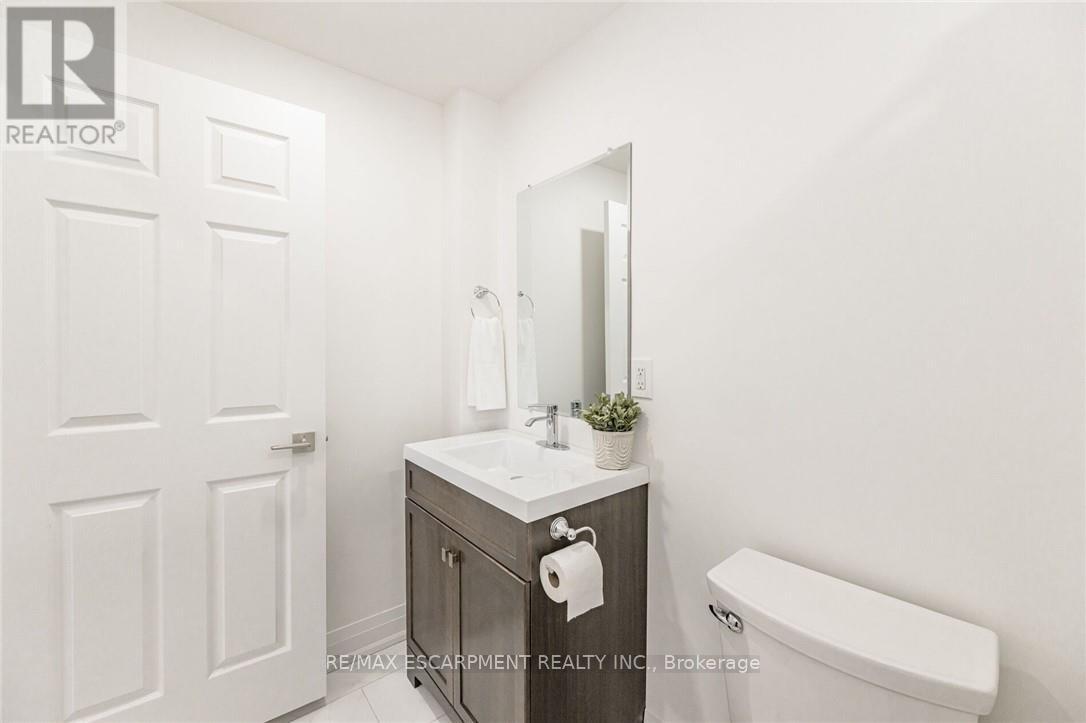 A - 476 Ferguson Avenue N, Hamilton (North End), Ontario  L8L 4Z2 - Photo 15 - X12693036