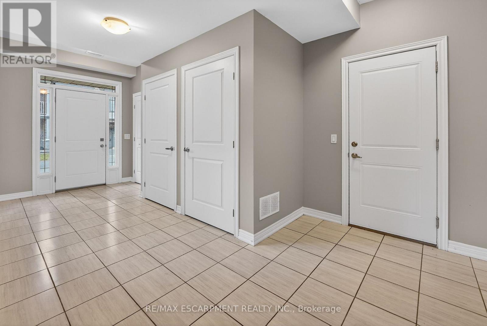 134 - 77 Diana Avenue, Brantford, Ontario  N3T 0R6 - Photo 23 - X12693046