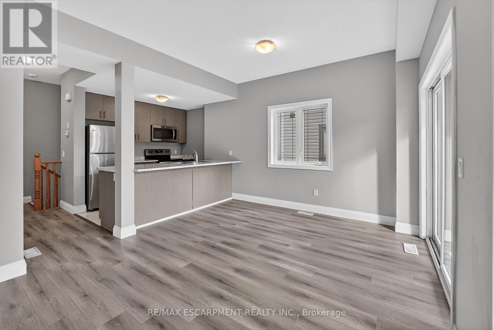 134 - 77 Diana Avenue, Brantford, Ontario  N3T 0R6 - Photo 4 - X12693046