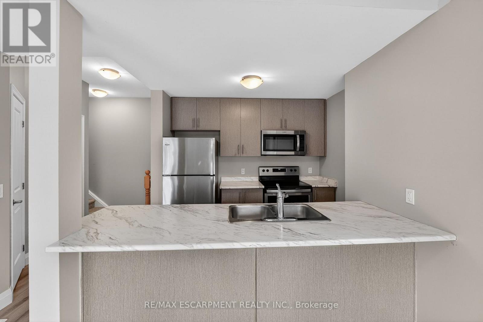 134 - 77 Diana Avenue, Brantford, Ontario  N3T 0R6 - Photo 5 - X12693046