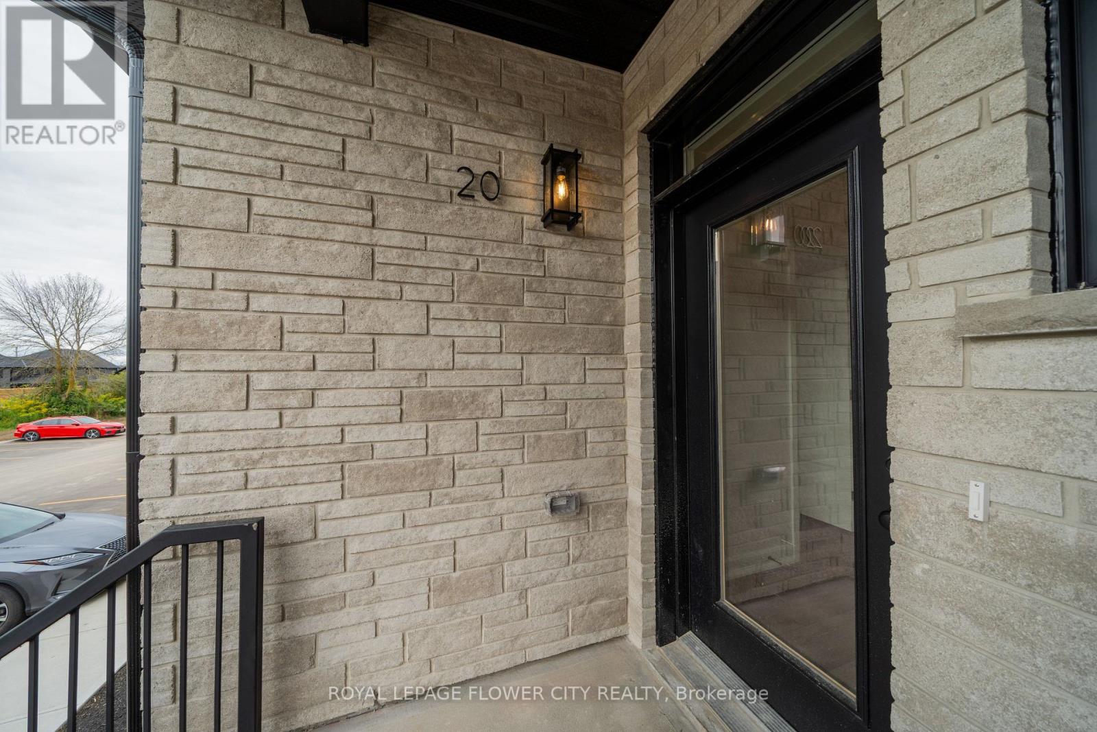 20 - 440 Wellington Street E, Wellington North (Mount Forest), Ontario  N0G 2L2 - Photo 2 - X12693078