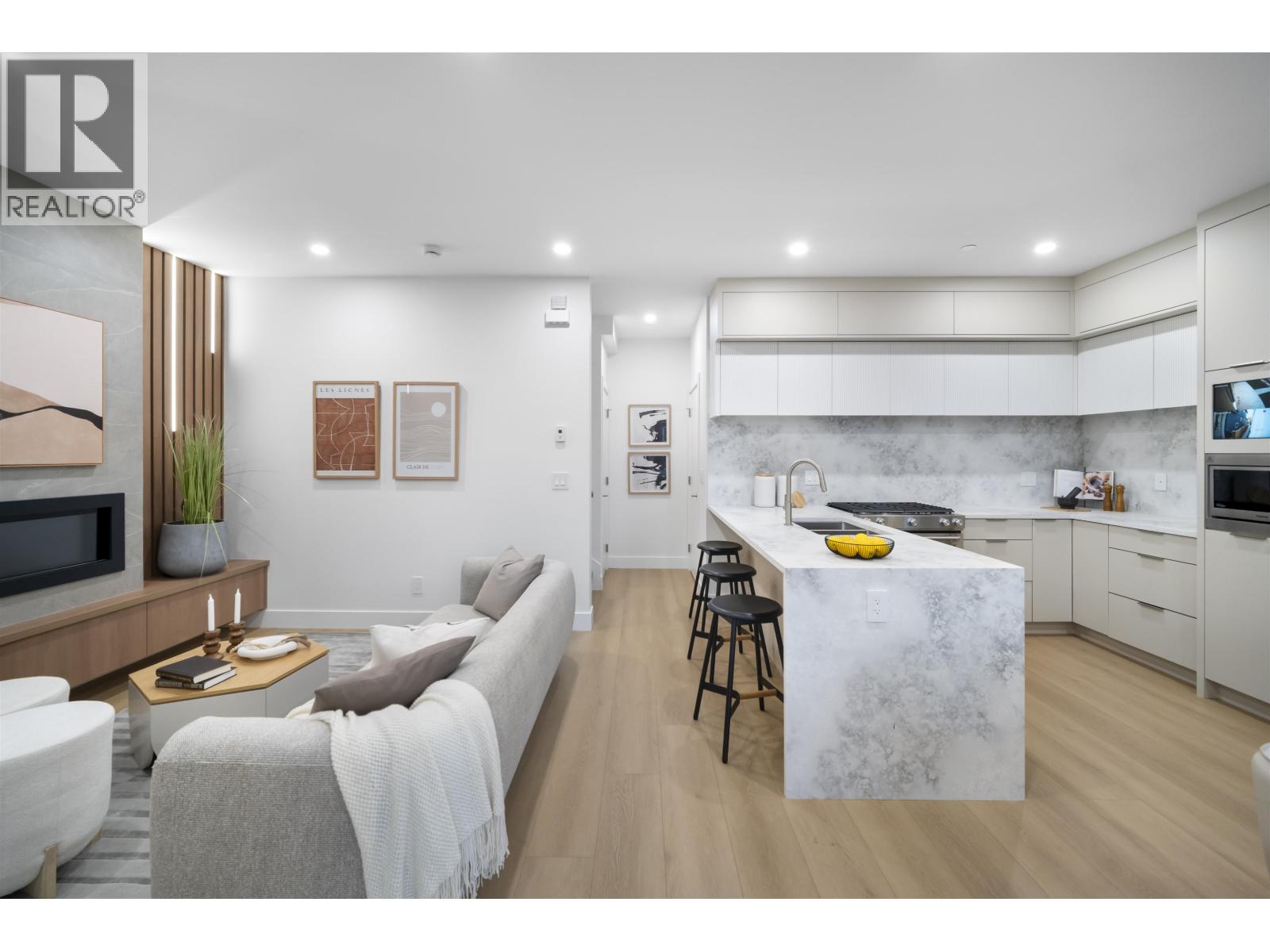 1 2386 E 45th Avenue, Vancouver, British Columbia  V5R 1K3 - Photo 3 - R3079044