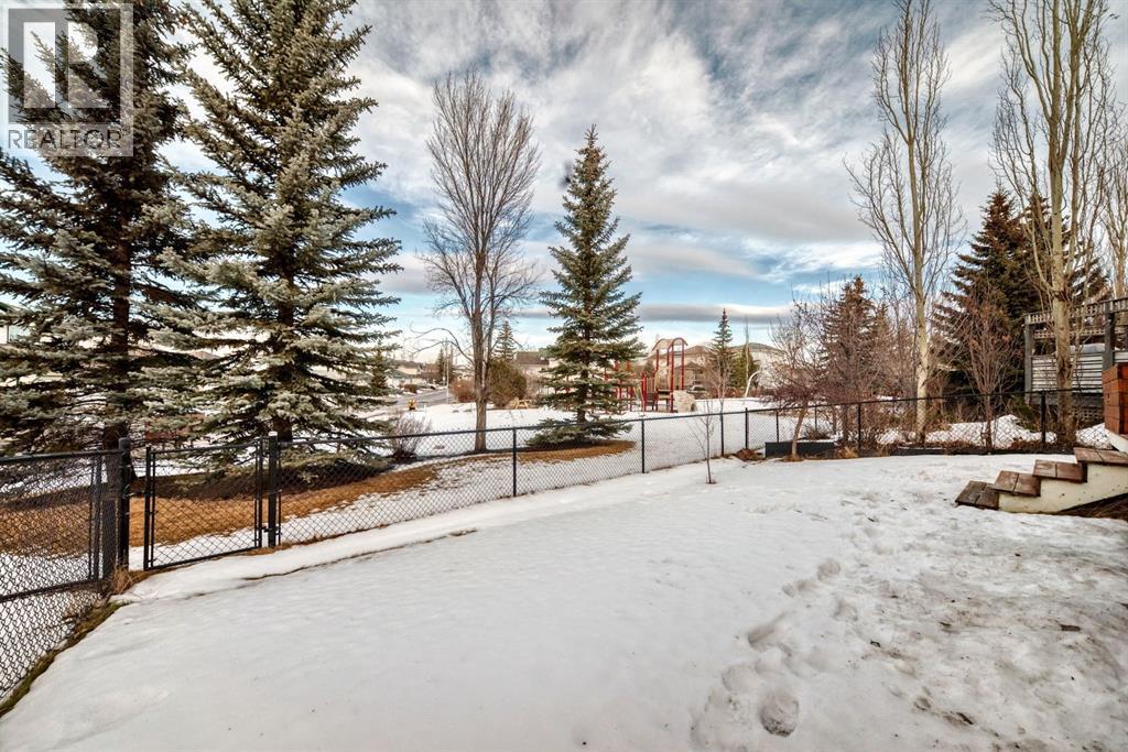 3708 Douglas Ridge Way Se, Calgary, Alberta  T2Z 3B6 - Photo 38 - A2277381