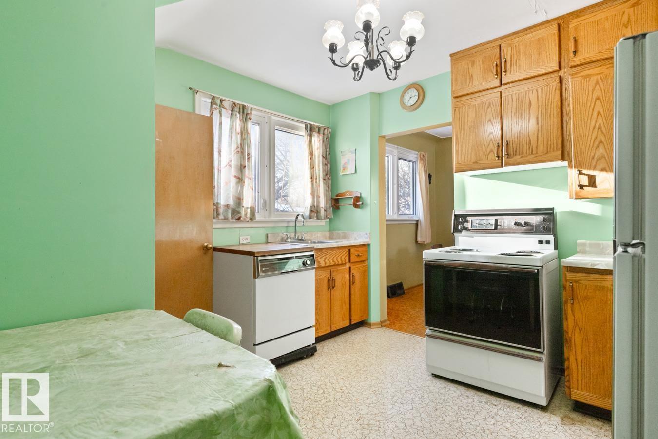 13611 119 Av Nw, Edmonton, Alberta  T5L 2N5 - Photo 8 - E4469918