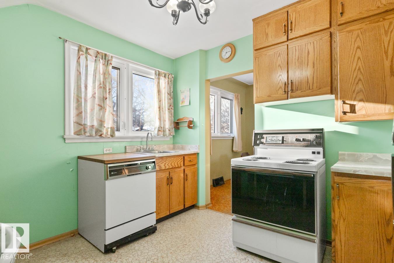 13611 119 Av Nw, Edmonton, Alberta  T5L 2N5 - Photo 9 - E4469918