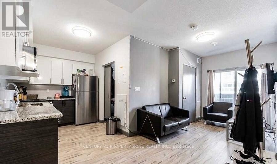 257 - 258b B Sunview Street, Waterloo, Ontario  N2L 0H7 - Photo 3 - X12449427