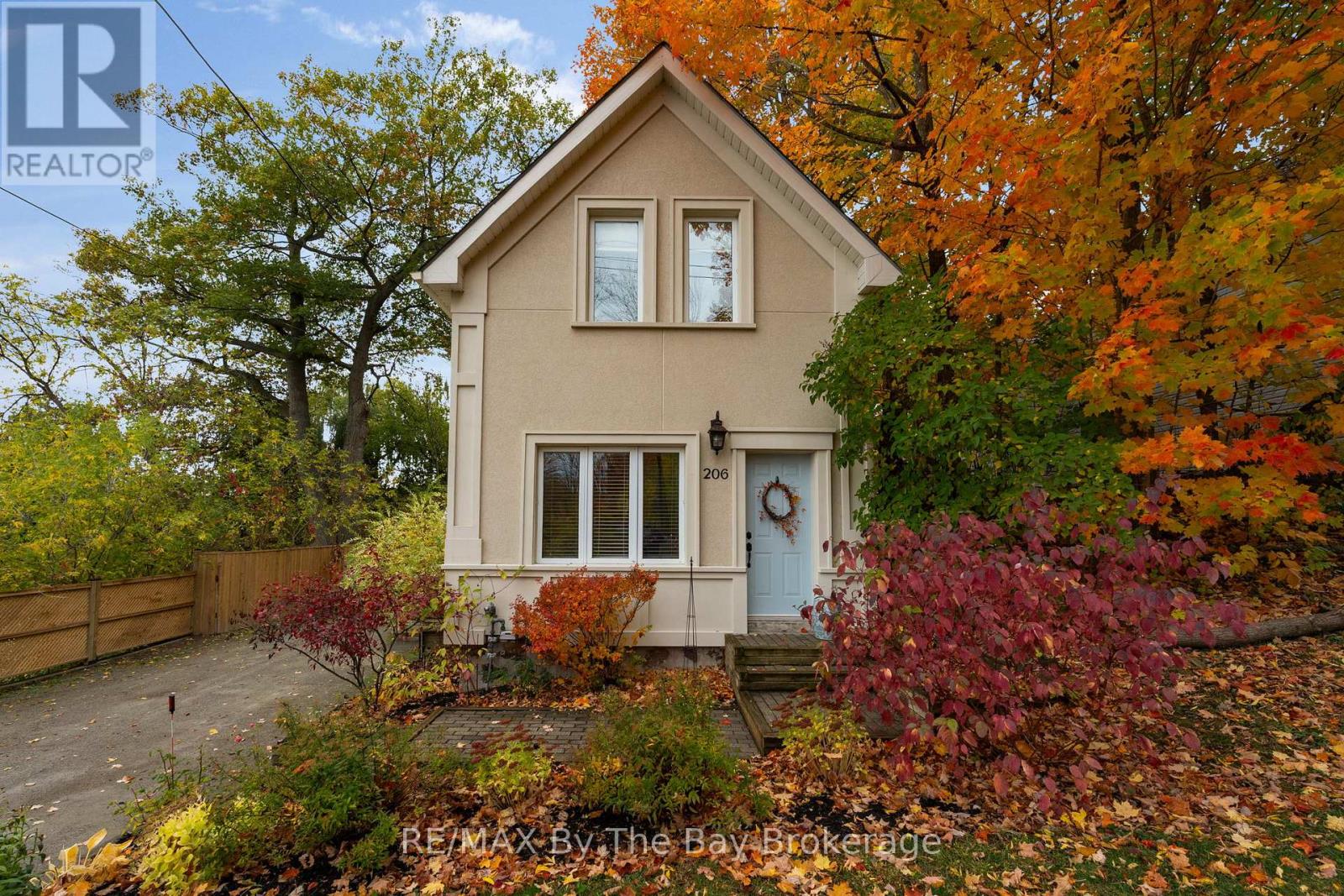 206 CENTENNIAL DRIVE, midland, Ontario