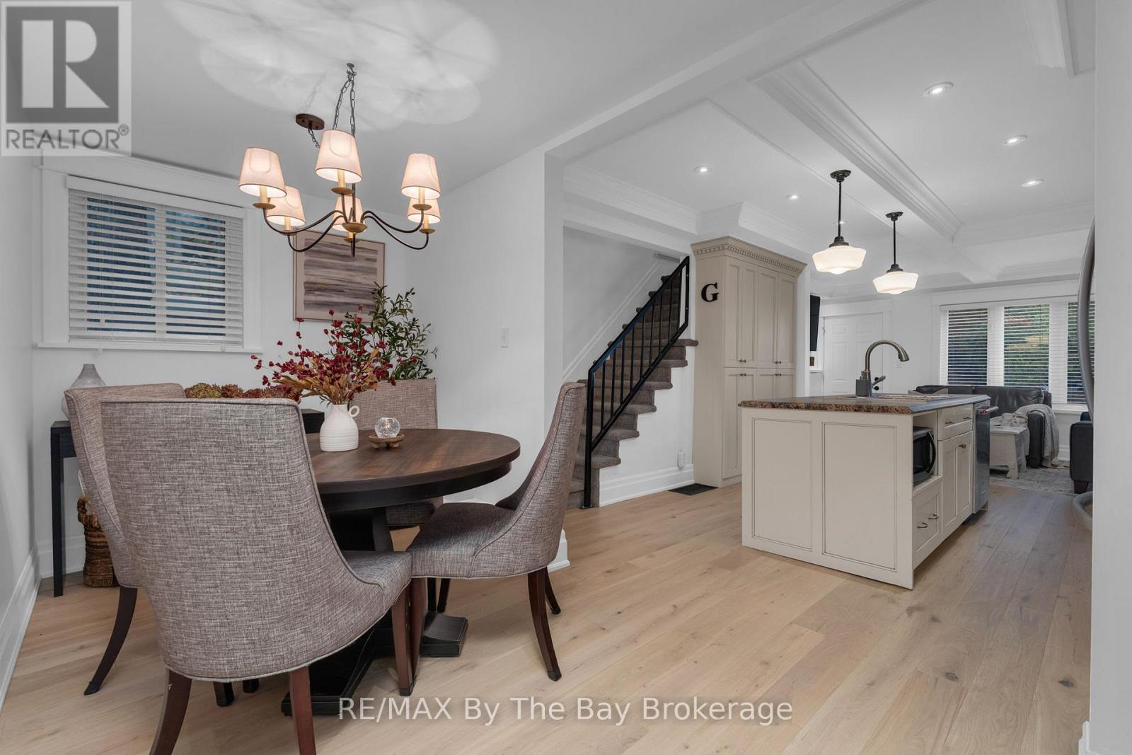 206 Centennial Drive, Midland, Ontario  L4R 5J4 - Photo 7 - S12693140