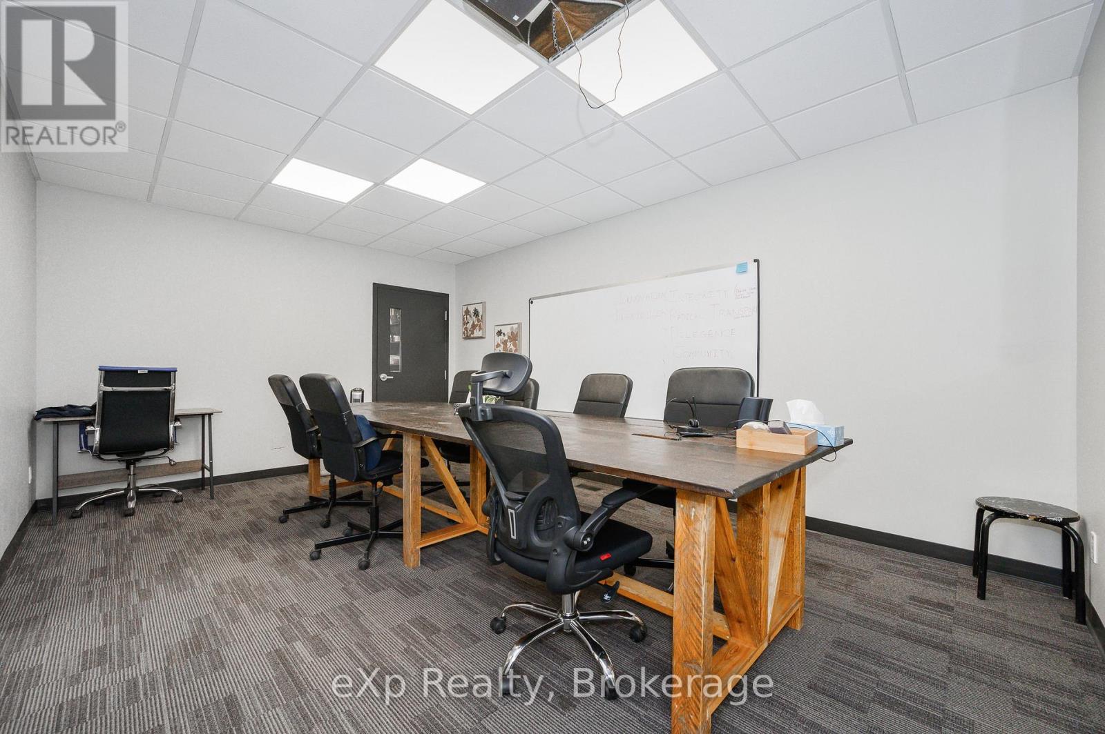 B - 37 Empire Street, Guelph (St. Patrick's Ward), Ontario  N1E 2Y4 - Photo 16 - X12693286