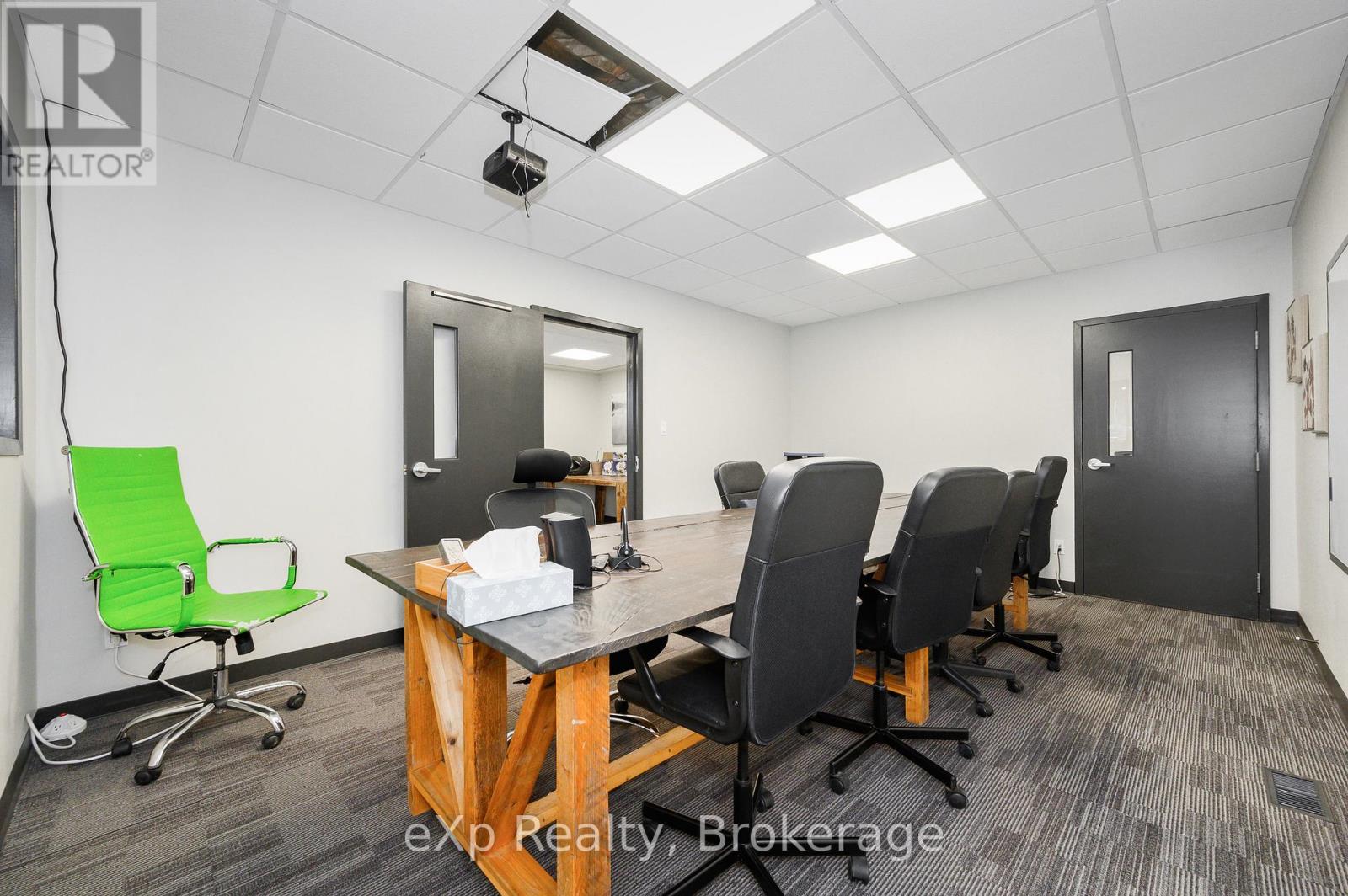 B - 37 Empire Street, Guelph (St. Patrick's Ward), Ontario  N1E 2Y4 - Photo 18 - X12693286