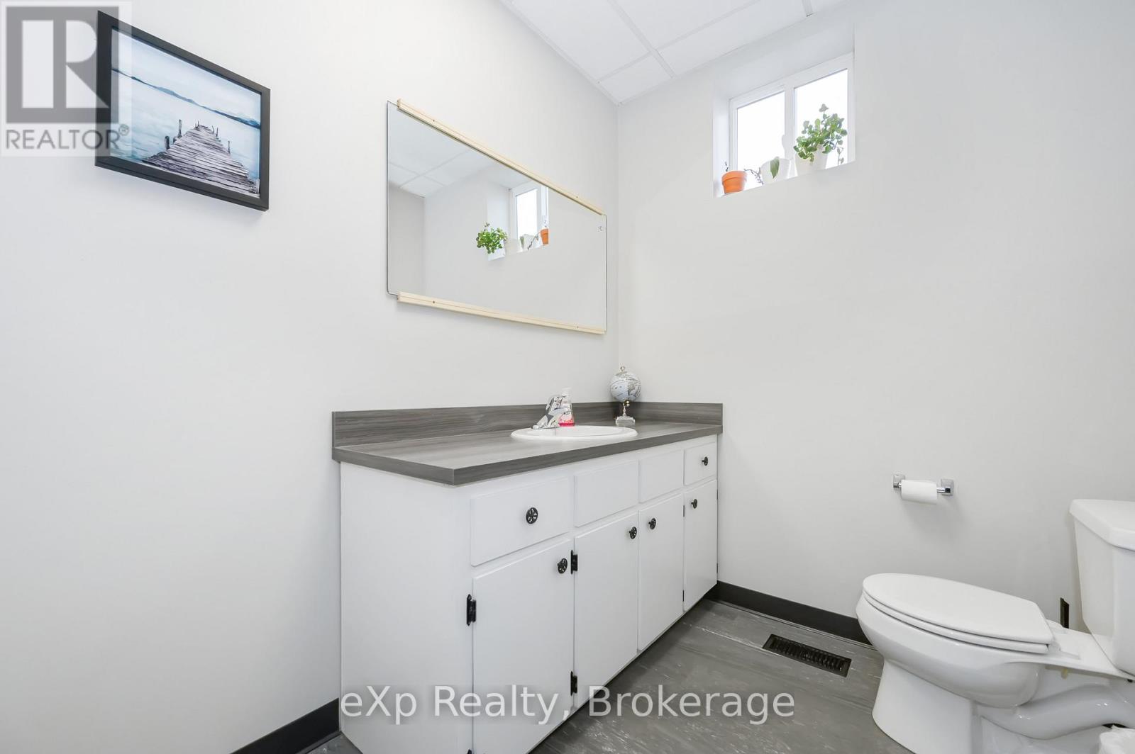 B - 37 Empire Street, Guelph (St. Patrick's Ward), Ontario  N1E 2Y4 - Photo 23 - X12693286