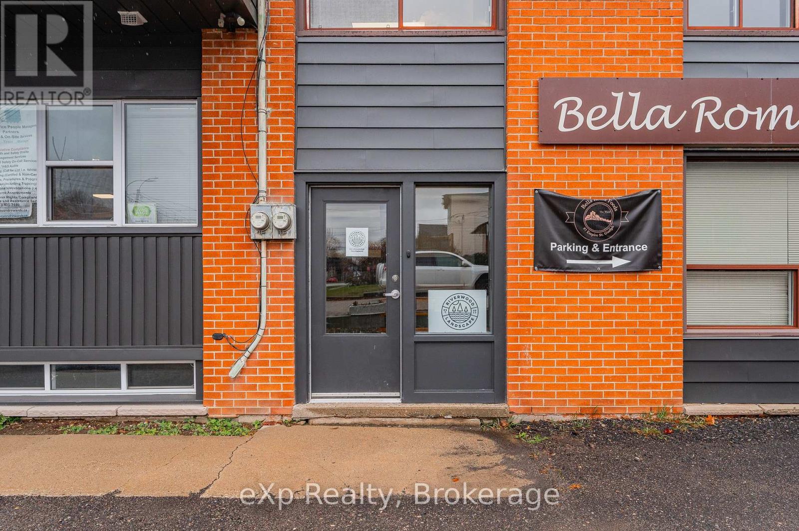 B - 37 Empire Street, Guelph (St. Patrick's Ward), Ontario  N1E 2Y4 - Photo 7 - X12693286