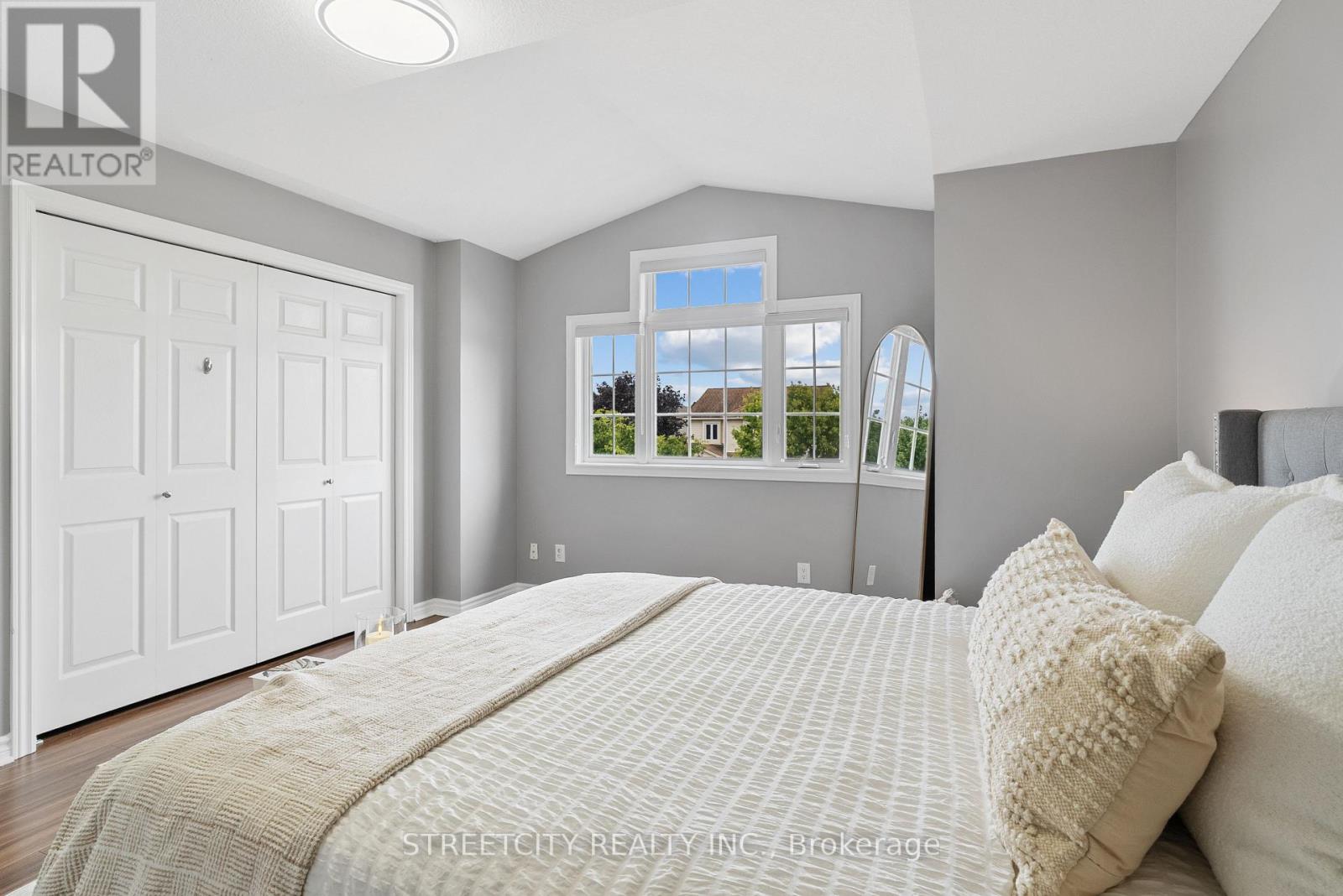 1176 South Wenige Drive, London North, Ontario  N5X 4M3 - Photo 22 - X12693272