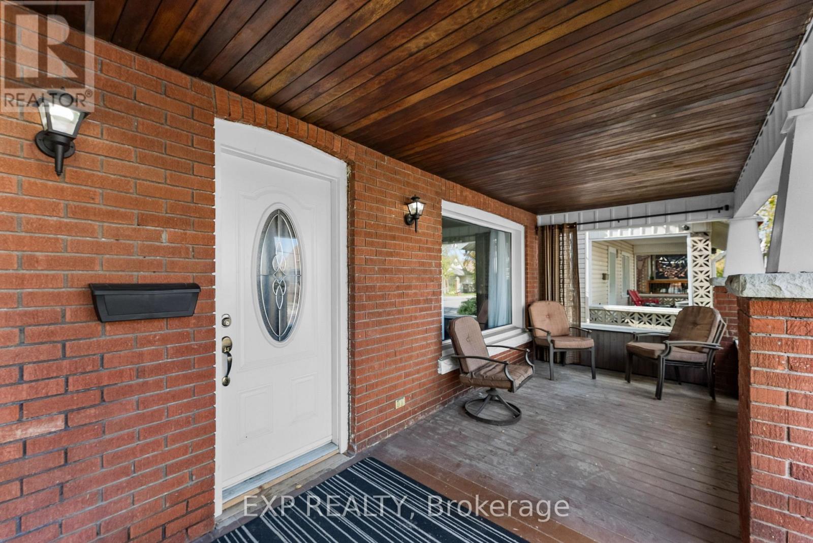 5132 Morrison Street, Niagara Falls, Ontario  L2E 2E1 - Photo 4 - X12598016