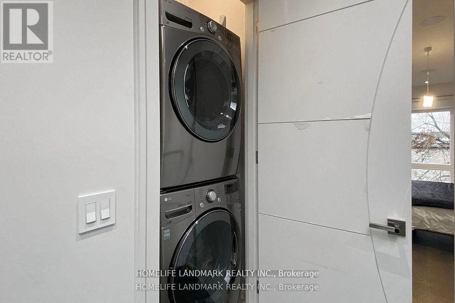 301 Jedburgh Road, Toronto, Ontario  M5M 3K5 - Photo 26 - C12656556