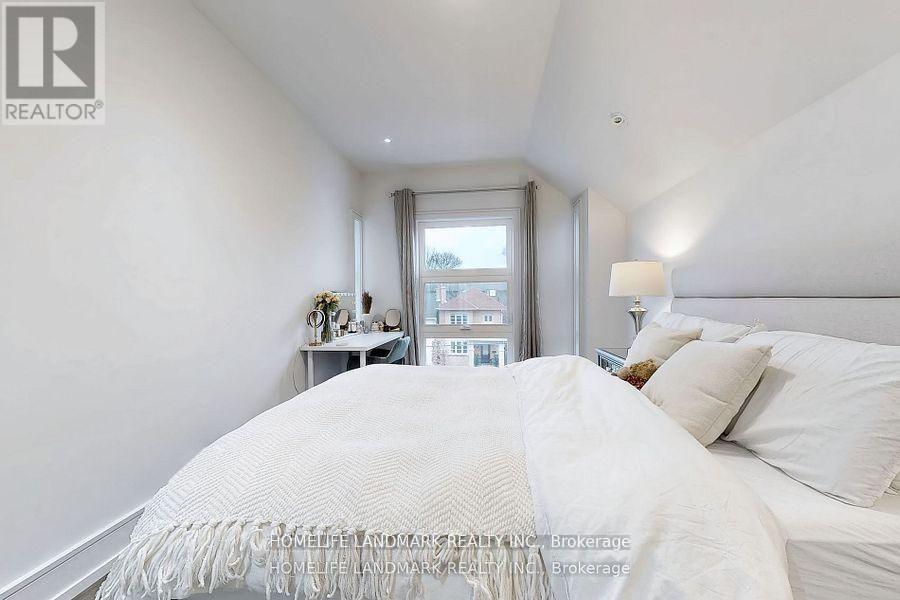 301 Jedburgh Road, Toronto, Ontario  M5M 3K5 - Photo 24 - C12656556