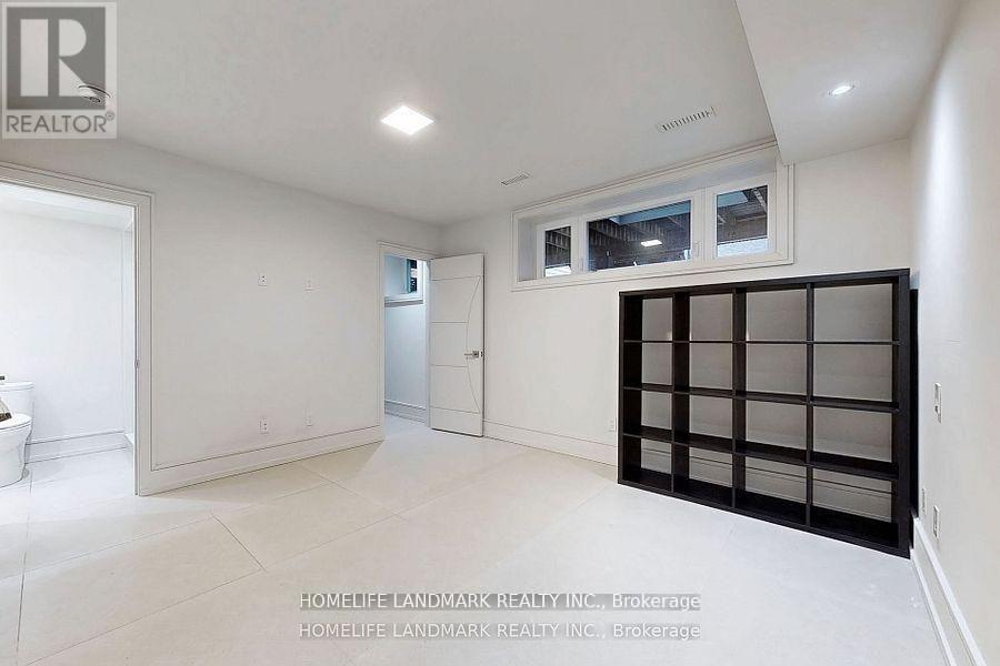 301 Jedburgh Road, Toronto, Ontario  M5M 3K5 - Photo 30 - C12656556