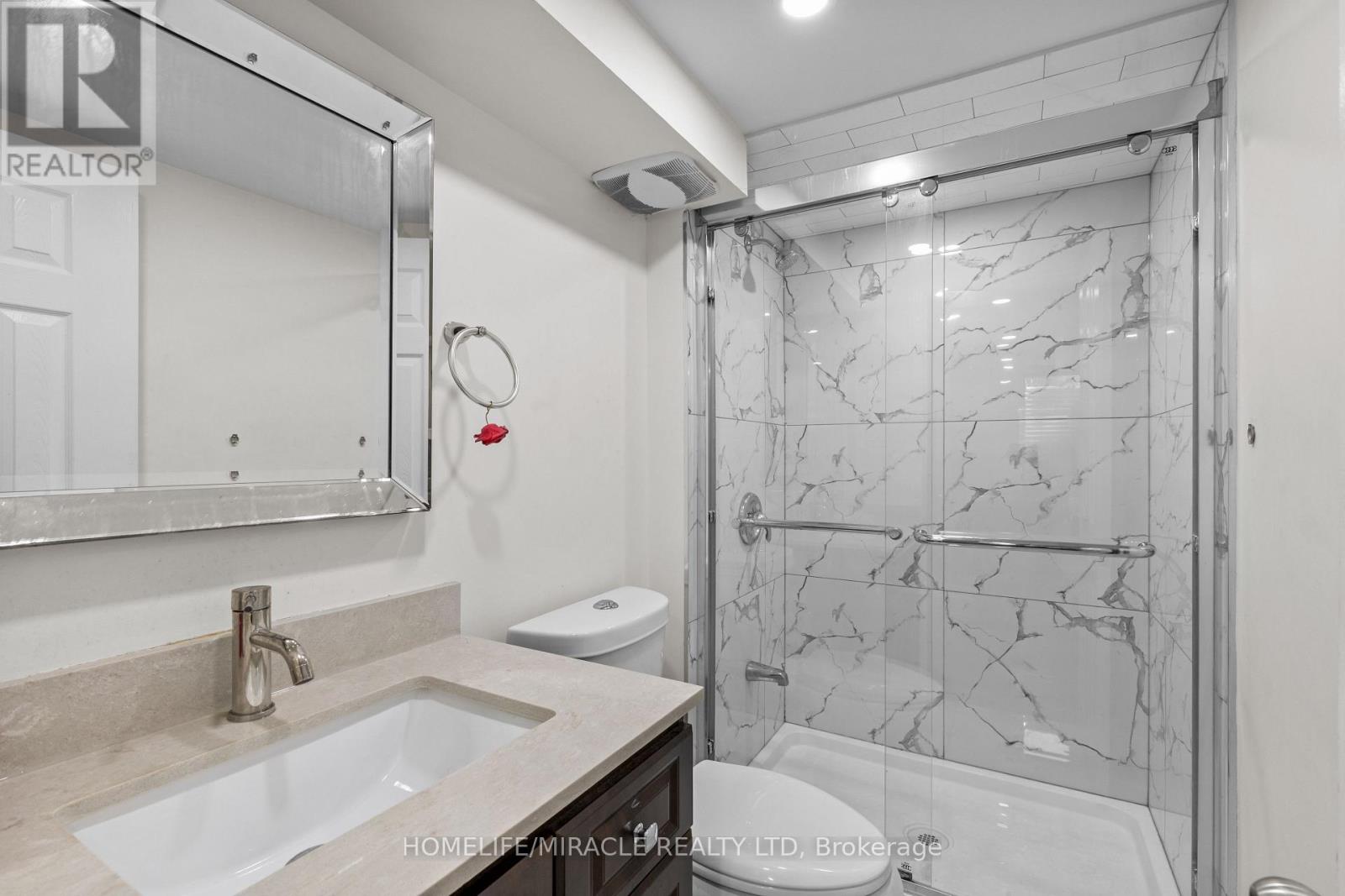 44 Newark Way, Brampton, Ontario  L7A 2W8 - Photo 45 - W12439403