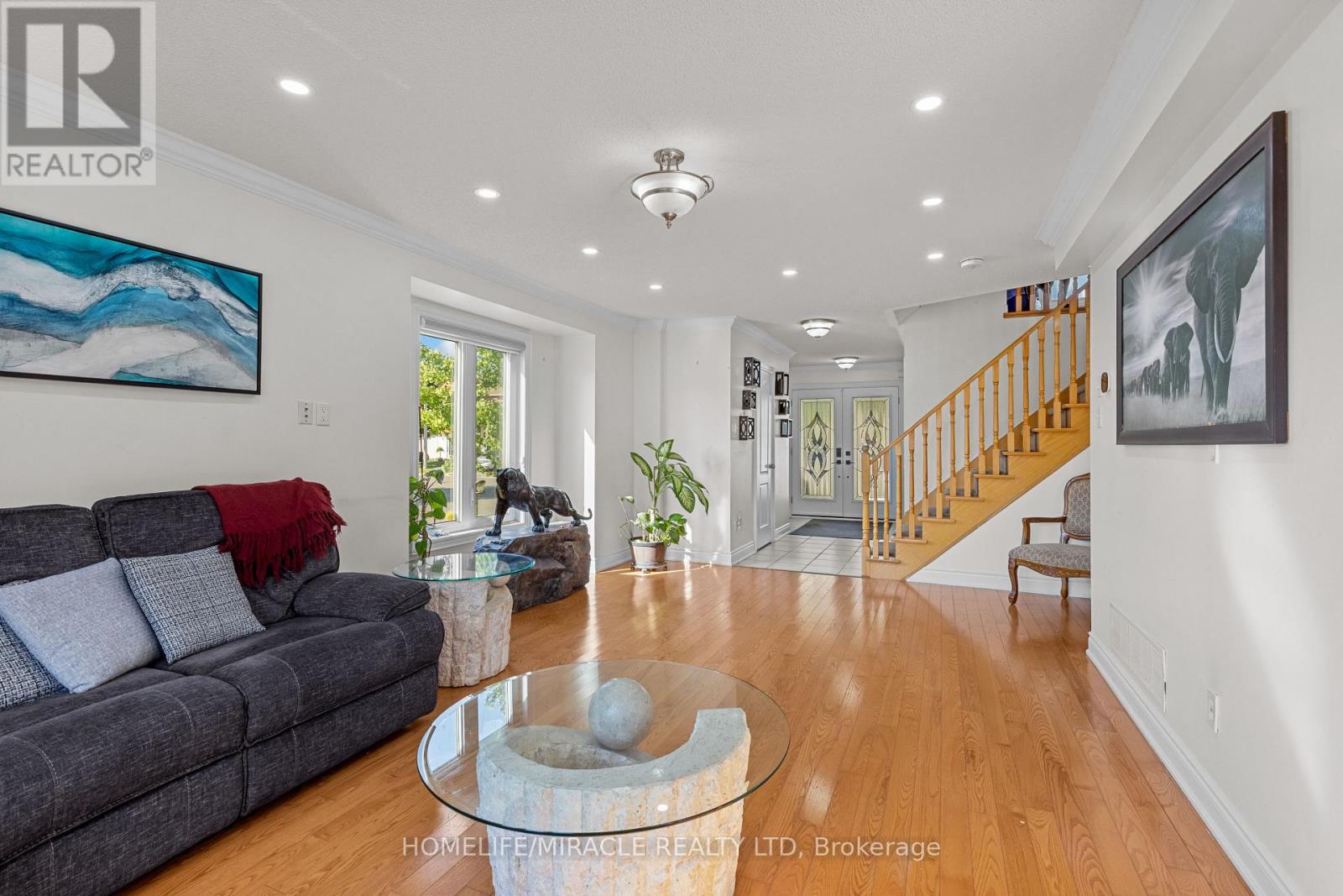 44 Newark Way, Brampton, Ontario  L7A 2W8 - Photo 24 - W12439403